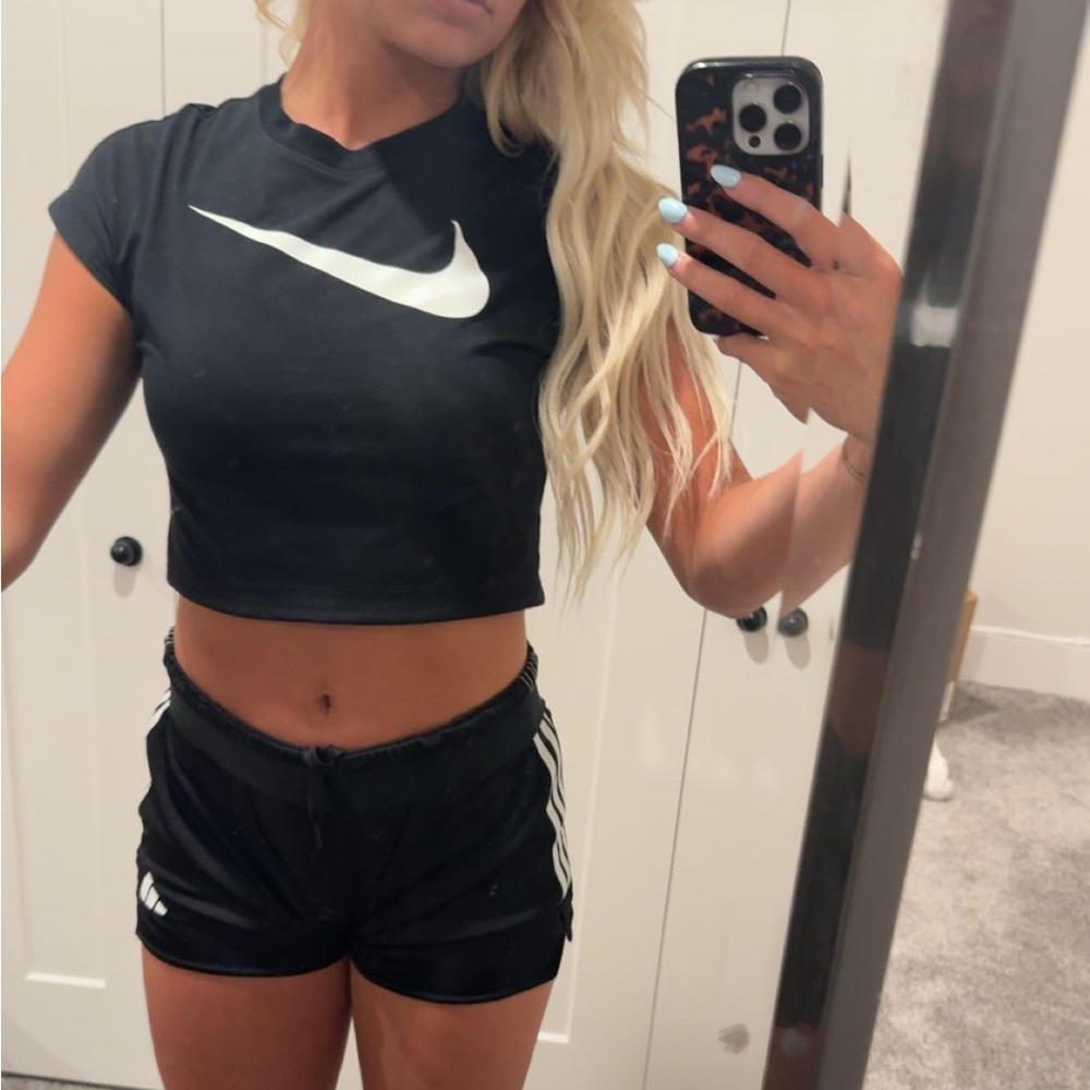 Nike Women's Black Athletic Top